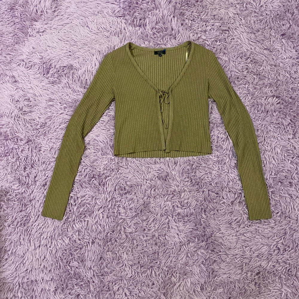 Light brown crop top shirt with a flattering v-neck neckline and long sleeves